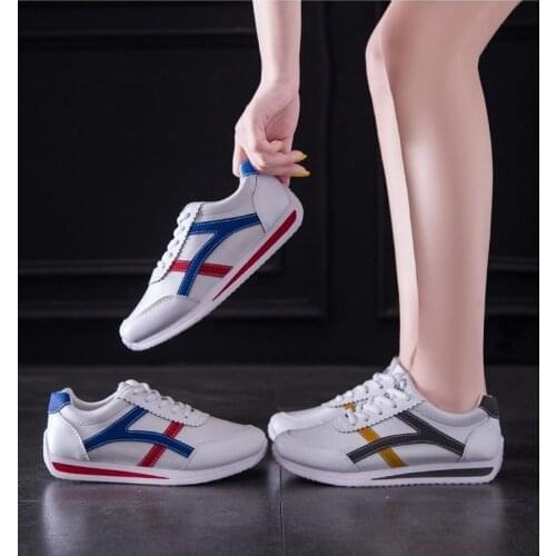 2021 New Spring Designer Women Sneakers Fashion Lace Up Round Toe Sports Woman Shoes Casual Running Shoes Woman