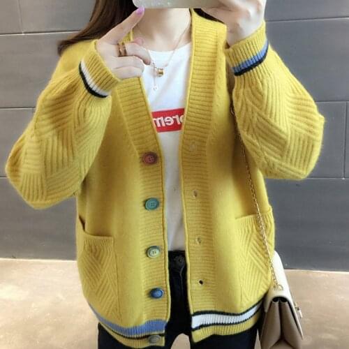 V-Neck Autumn Spring Female Sweater Loose Lantern Sleeve Ladies Cardigan with Pockets Women Solid Knitted Cardigan for Female