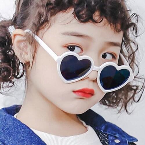 2-8 years Children Heart Sunglasses Kids Fashion Cute Colorful Love UV400 Sun Glasses for Girls Boys Gift Gafas De Sol Mujer