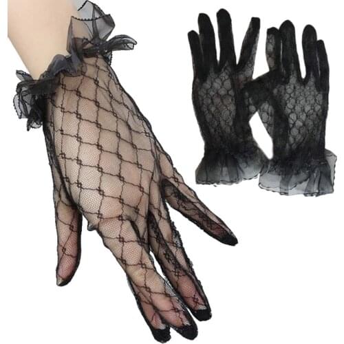 2021 New Bridal Lace Net Yarn Gloves Wrist Length Gloves Finger Short Wedding Accessories 2020 trend