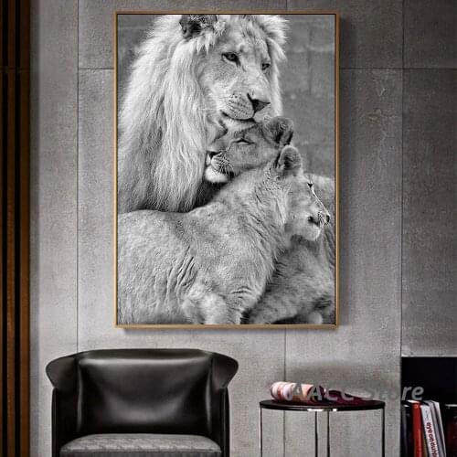 Lion Father with Him 2 Children Family Wall Canvas Painting Black and White Prints Picture for Scandinavian Cuadros Home Decor