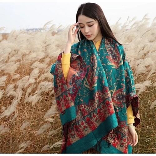 Fashion 3D Women Shawl Autumn Winter Scarf Grassland Style Cloak Travel Poncho Beautiful Woman Pashmina PJ04