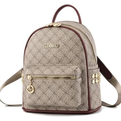 2020 Rivet Backpacks for Women Leather Backpack Luxury Designer Shoulder Bag Ladies Printing Backpacks For Girls School Bags Sac