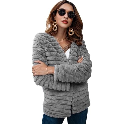 Women winter 2018 solid color jacket looks rabbit fur cardigan fur plus-size thermal fashion coat PC011