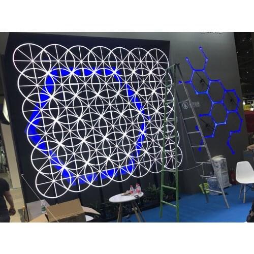 Customized 48 pieces 3d hologram fan wall ,Bracket stand for synchronize hologam 3d led fan advertising display