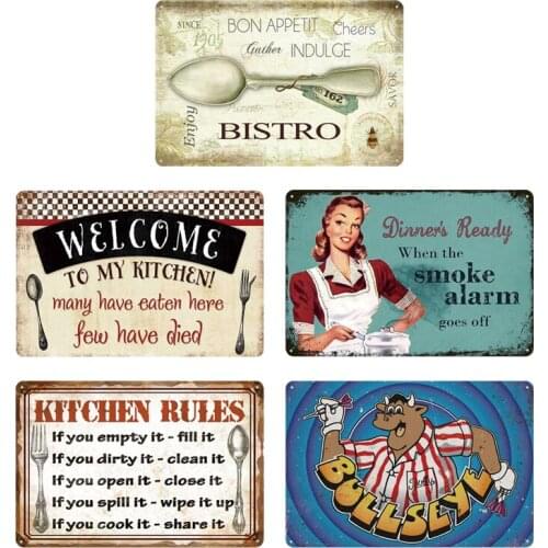 Moms Cooking Kitchen Metal Sign Plaque Metal Vintage Tin Sign Retro Kitchen Signs House Home Dinning Room Wall Decor Plate