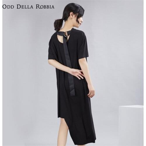 Odd Della Robbia Hiking Clothing