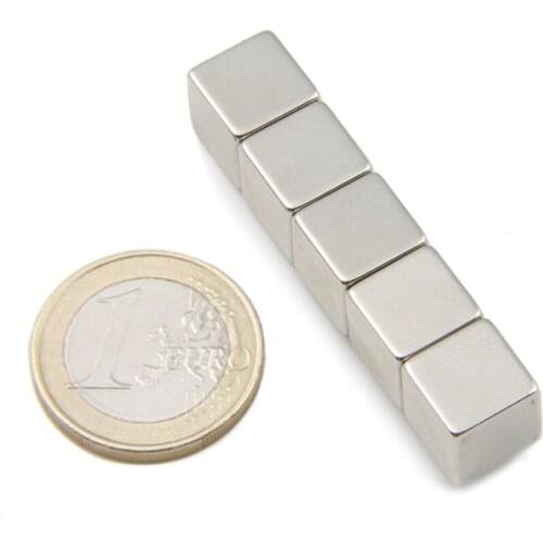 MAGNET BALLS 10-10-10MM