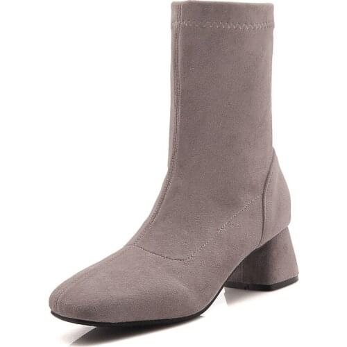 18 years of qiu dong season new comfortable party with 28-52 square yards with tube female boots in 18823