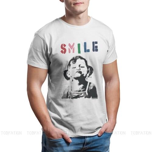 SMILE With Girl Banksy Graffiti Wall Art Tshirt Top Cotton Anime Clothes Ofertas Streetwear Harajuku Men T shirt