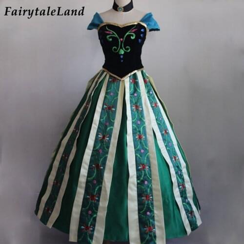 Halloween Princess Costume For Adult Women Cosplay Green Emebroidery Palace Queen Dress Custom Made Wedding Party Gown