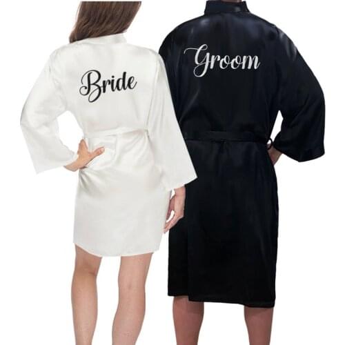 Personalized Bride & Groom Robes Set Monogrammed His and Hers Robes Couples Wedding Robes Custom Matching Hubby & Wifey Robes