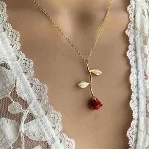 1pcs New Red Rose Flower Necklace Pendant for Girlfriend Valentines Day Gift Souvenir Wedding Present Party Gift for Lover-S