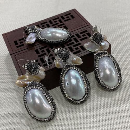 The Charm of Natural Fashion Bulk Jewellery Hand-made Solid Color Long-lasting Lustre Rounded Edging Can Be Wholesale In Bulk