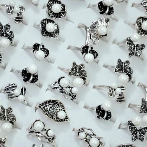 50Pcs Mixed Hot sale Vintage Retro Imitation Pearls Ancient Silver Women Ring female anel Jewelry Lots Top quality LR4050