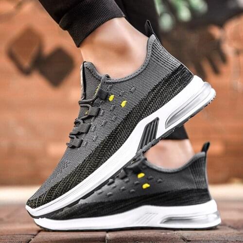 Flying woven mens shoes sports shoes Korean fashion casual shoes breathable running shoes 2021 new spring
