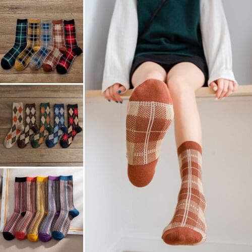 New Knitting Plaid Striped Sockings Cotton Yellow Harajuku Ladies British Style Happy Art Fashion Funny Kawaii Girls Women Socks