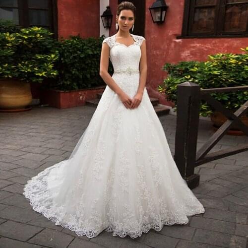 Romantic Summer Wedding Dresses Lace Top Cap Sleeve Keyhole Back Beach Wedding Gowns Pregnant Bridal Gowns 2021