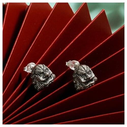 Domineering Lion Head Stud Earrings Retro Silver Color Pi Xiu Earrings Good Lucky Jewelry for Men Womens Hip Hop Earrings Gifts