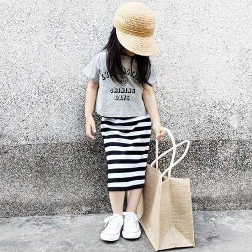 Girls Two-piece Parentchild Gray Short-sleeved T Plus Striped Vest Long Skirt Flower Dresses Girls Autumn Clothes Korean Clothes