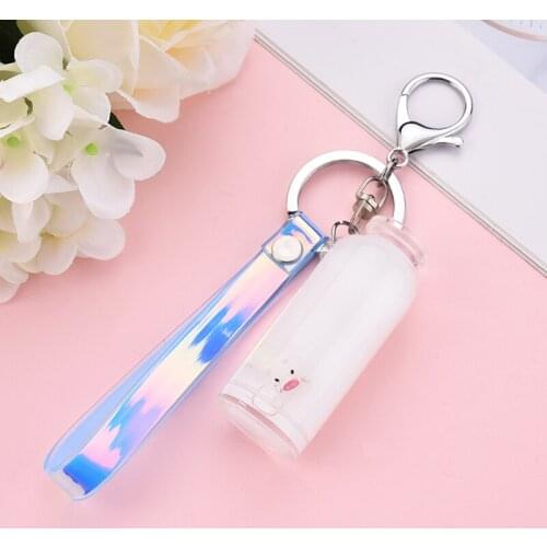 Creative Acrylic Into Quicksand Oil Pig Bottle Love Key chain Flash Peach for Women Car Keychain Bag Pendant EH139