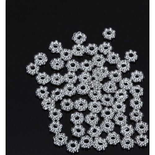 200 Pieces Wholesale Daisy Flower Snowflake Loose Spacer Beads 4mm DIY Jewelry Crafts Necklace Bracelet Findings