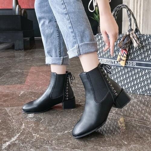 Spring and Autumn 2020 new fashion simple temperament womens boots joker thick with lace-up womens shoes X604