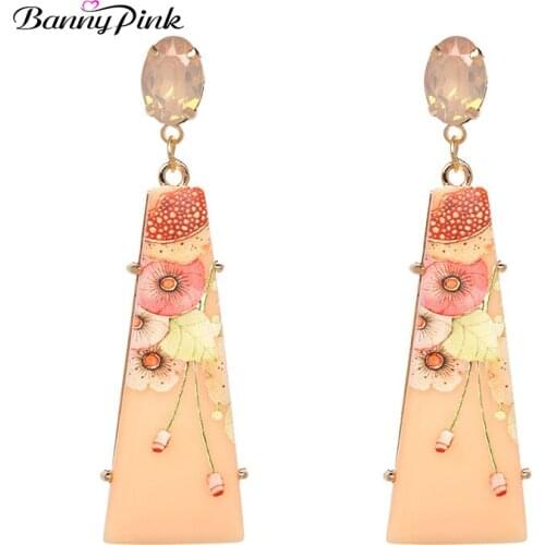 Banny Pink Ethnic Lotus Resin Pendant Dangle Earrings For Women Chunky long Geometrical Drop Earring New Collection Gift Earring