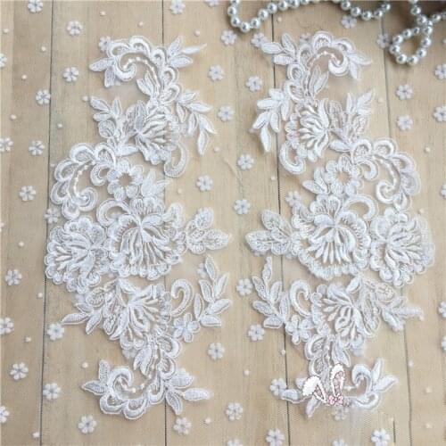 2Pieces Flowers Lace Collar Floral Embroidered Neckline Venise Lace Applique Lace Trim DIY Wedding Bridal Dress Accessories