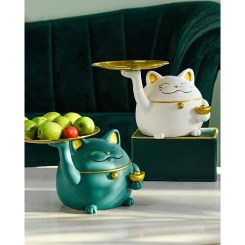 Light luxury living room tabletop Xuanguan home decorations to collect the key to the cat collection piece creative modern