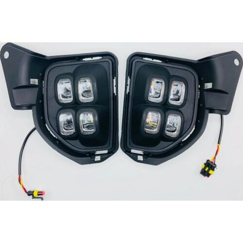 2pcs LED 12V ABS Car fog Lamp DRL Daytime Running Light For Toyota Hiace 2014 2015 2016 2017 2018 with Turn Signal