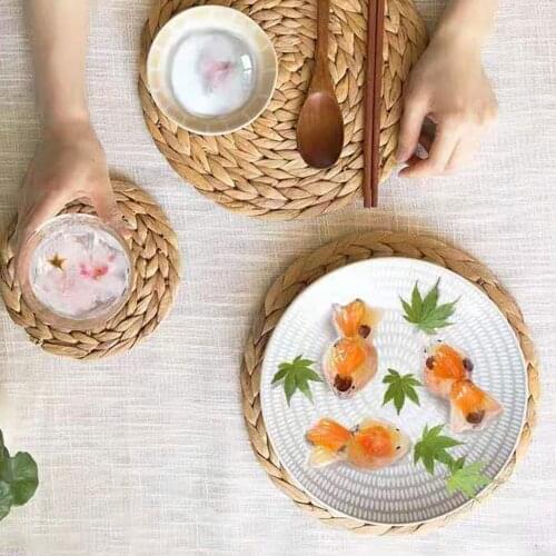 4 Pcs Kitchen Mat Coasters Natural Gourd Woven Placemat Round Rattan Water Gourd Round Tableware Pad Individual Plates Handmade