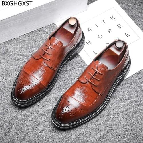 Brown Oxford Shoes for Men Brogue Men Dress Shoes Mens Fashion Black Man Wedding Shoes Luxury Zapatos De Hombre Chaussure Homme