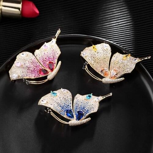 OKILY 2021 New Arrival Three Color Zirconia Animal Brooches for Women Coat Accessories Delicate Butterfly PinsBrooch Jewellery