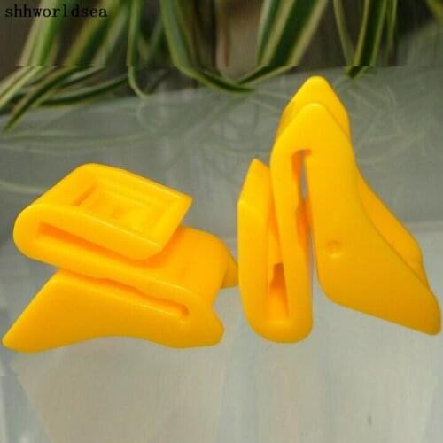 Shhworldsea auto clip and fasteners Rear Bumper Retainer for Nissan