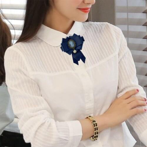 New Fashion Women Velvet Ribbon Bowknot Cameo Lady Vintage Elegant Costume Animal Brooches Box Set Birthday Gift Accessory 2021