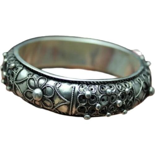 Exquisite antique silver handmade carving patterns Miao silver bracelet national Retro