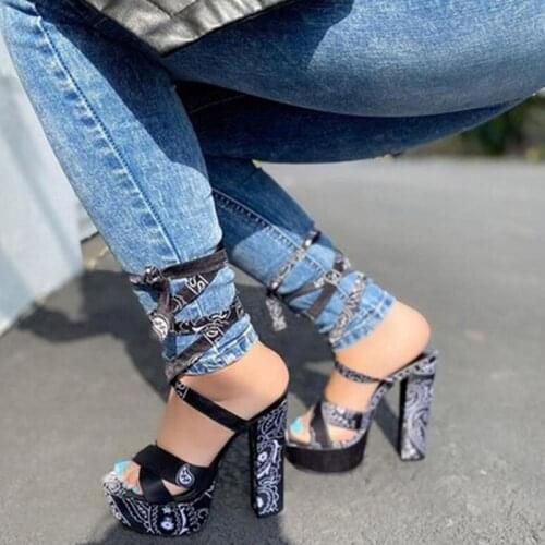 Plus Size 35-43 Gladiator Sandals Super High Heels Party Shoes Woman Cross-tied Platform Pumps Black Sexy Heeled Lace Up 8088G