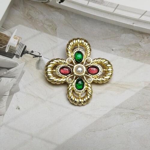 Glorious act the role ofing new industry after the Cuban lo g twist palace corsage, vintage brooch wind coat pins