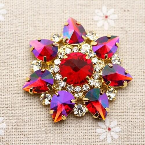 Colorful Flower shape red rhinestone applique with gold base Sew On Rhinestone for Wedding Dance Dress bags Decoration