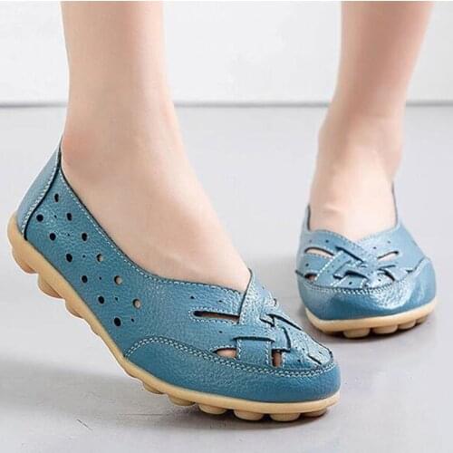 New Flat Shoes Women Casual Soft Comfortable Platform Footwear Leisure Femme Classical Chaussures Party Lightweight Large Size