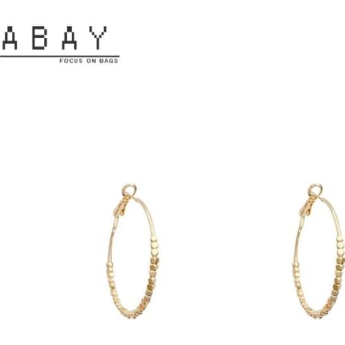 Fashion Hot Sale Exaggerated Big Circle Earrings Women New Temperament Hong Kong Style Simple Versatile Design Girl Ear Pendant