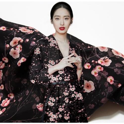 New 12mm inkjet silk crepe de chine fabric skirt skirt shirt fashion clothing fabric 100% natural silk printed fabric wholesale