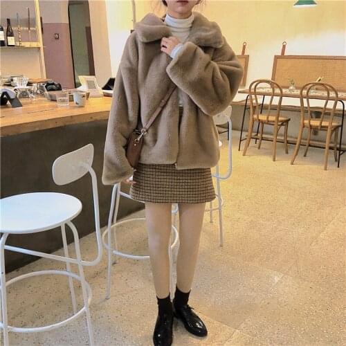 Long Sleeve Thicken Warm Overcoat Loose Zipper Outwear Women Winter Thick Faux Fur Coat Short Jacket