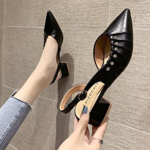 2021 TheNew Pointed Toe Modern Sandals Women Summer Fashion Crystal Dress Buckle Strap Back Strap Square Heel Shallow All-match