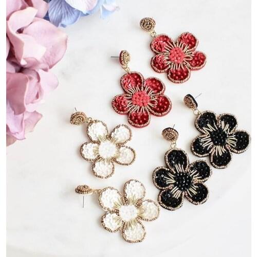 Dvacaman Pink Flower Power Earrings for Women High Quality Handmade Beaded Statement Drop Earrings Spring Summer Bohemia Jewelry