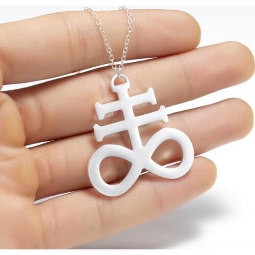 Ladies Necklace Lucky Number Eight Geometric Long Chain Necklace Cheap Pendant Gold Necklace Ladies Christmas Gift