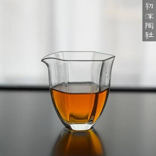 The jingdezhen fair transparent thickening high borosilicate heat-resistant glass tea plum blossom six-party male cup