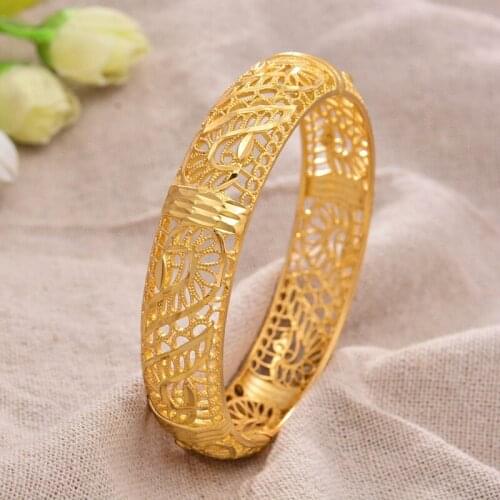 Can open 1Pcs Flower Dubai Gold Color Bangles Women Girls Jewelry Arab Middle Eastern African Copper Bangles Wedding Gift