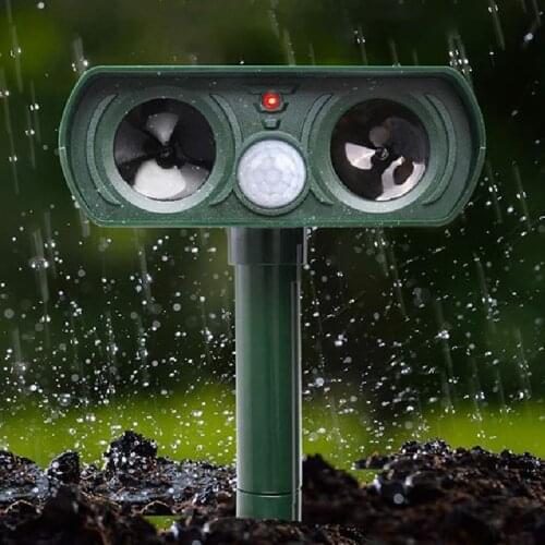 Garden Solar Ultrasonic Animal Repeller Outdoor Cat Dog Motion Sensor Repeller With LED Safe Expulsion House Animal Dispeller